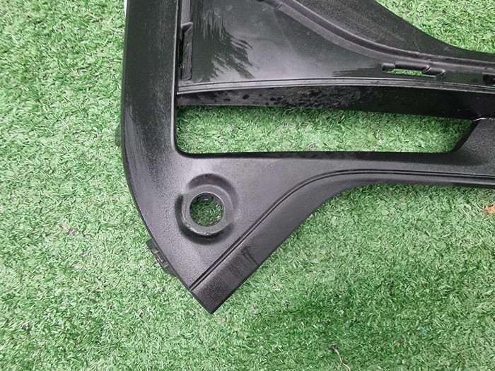 Накладка ПТФ правая BMW X1 F48 (2019-2022)