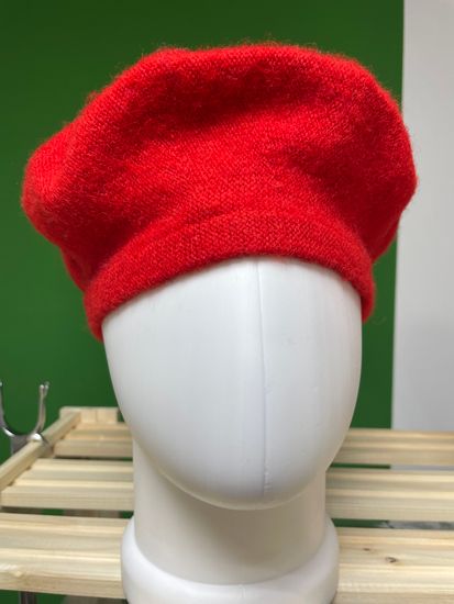 Шерстяной берет