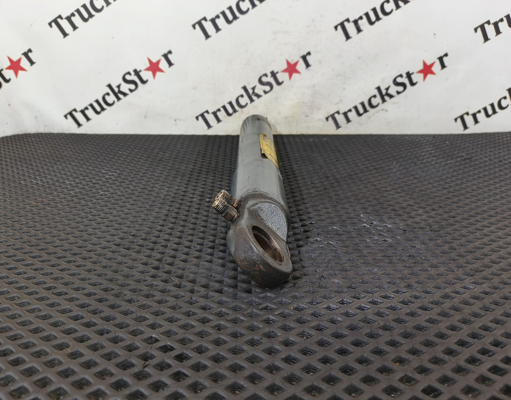 Цилиндр подъема кабины