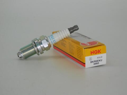 Свеча зажигания NGK BKR6EKU для лодочного мотора, Япония