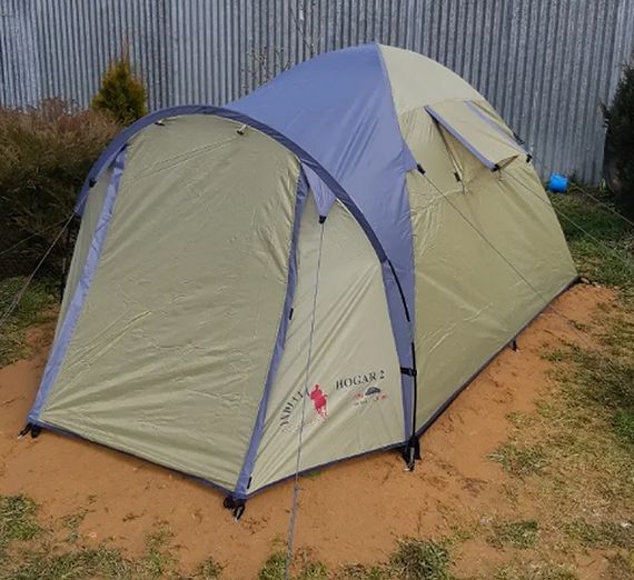 Палатка Indiana HOGAR 2, в застёгнутом виде.