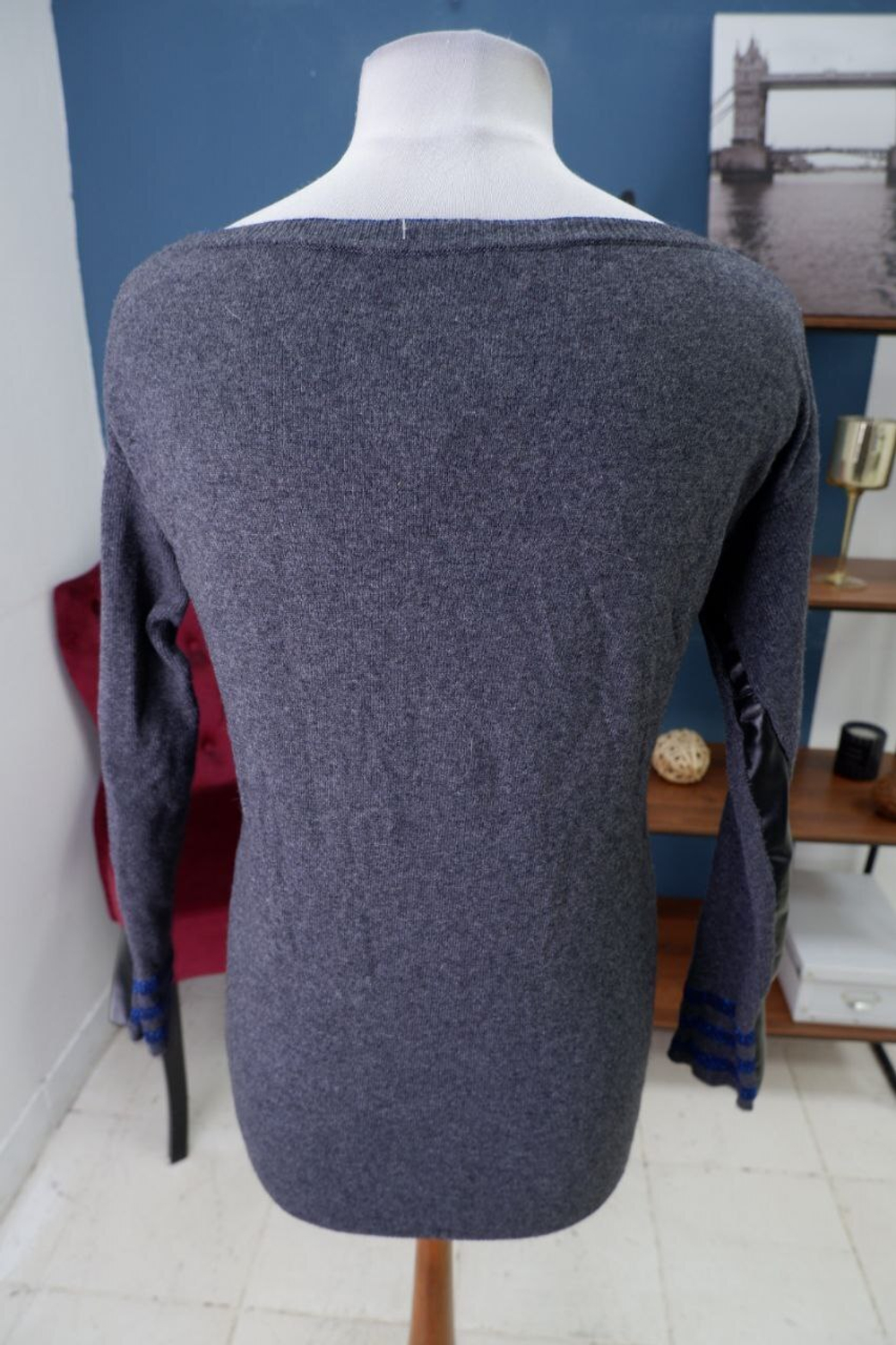 Джемпер трикотажный 46 размер