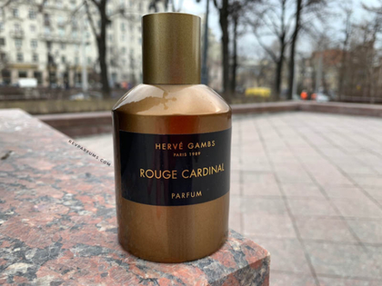 Herve Gambs Paris Rouge Cardinal