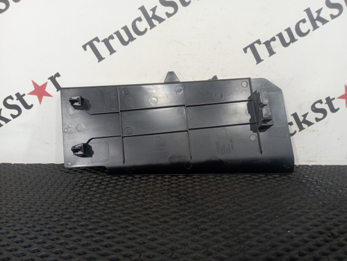 Накладка торпедо 2023г