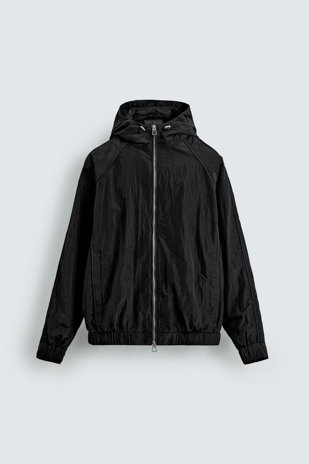 ZARA ЛЕГКАЯ НЕПРОМОКАЕМАЯ КУРТКА ИЗ ВЫСОКОТЕХНОЛОГИЧНОЙ ТКАНИ, ЧЕРНЫЙ