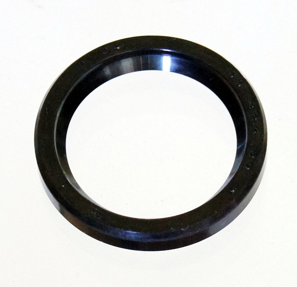 Сальник коленвала Yamaha 9310422M0700