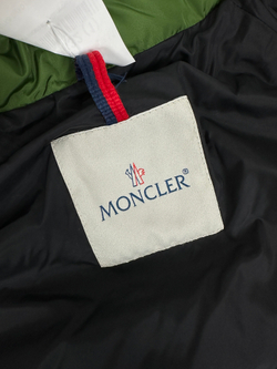 Пуховик Moncler