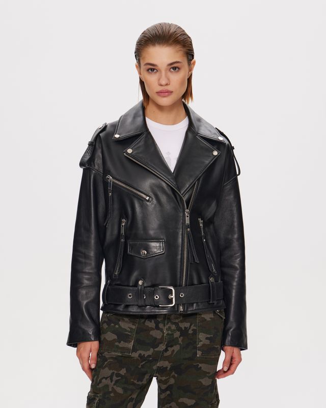 Куртка-косуха удлиненная из натуральной гладкой кожи с молниями