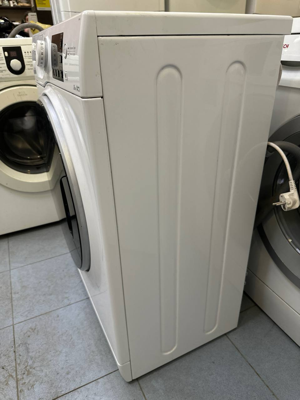 Стиральная машина Hotpoint-Ariston RST 602 Б/У фронтальная 6 кг до 1000 обор/мин