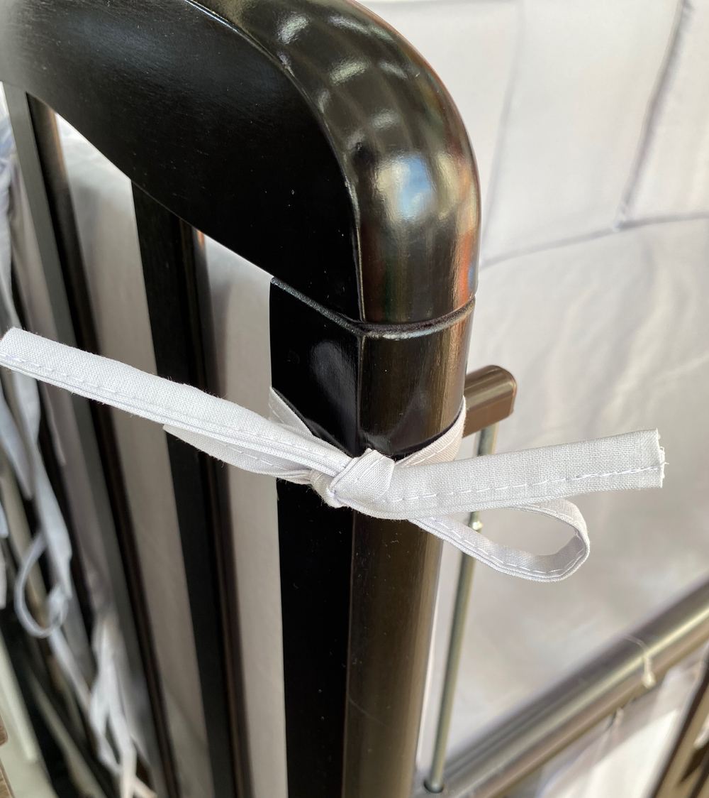 Комплект в кроватку 6-ти предметный "ПОДУШЕЧКИ" (серый цвет), поплин