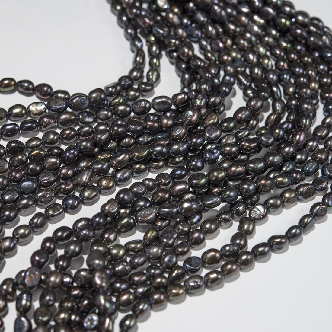 Жемчуг культивированный A Grade, "Таитянский", 5-6мм, фриформ