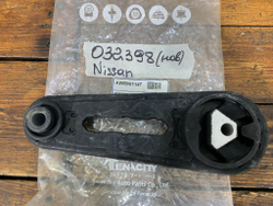 Опора двигателя Nissan Note 1 (E11) Новая Tenacity AWSNI1147