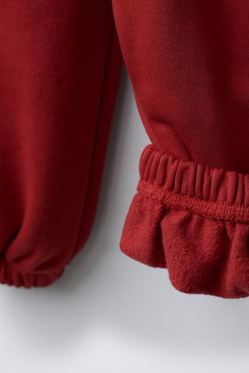 ZARA ФЛИСОВЫЕ БРЮКИ BALLOON С НАДПИСЬЮ, КРАСНЫЙ