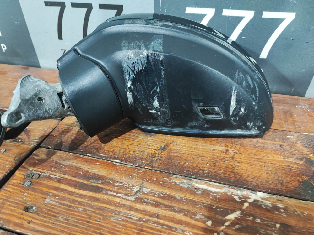 Зеркало левое 13+2 pin Volkswagen Tiguan 2 16-нв Б/У Оригинал