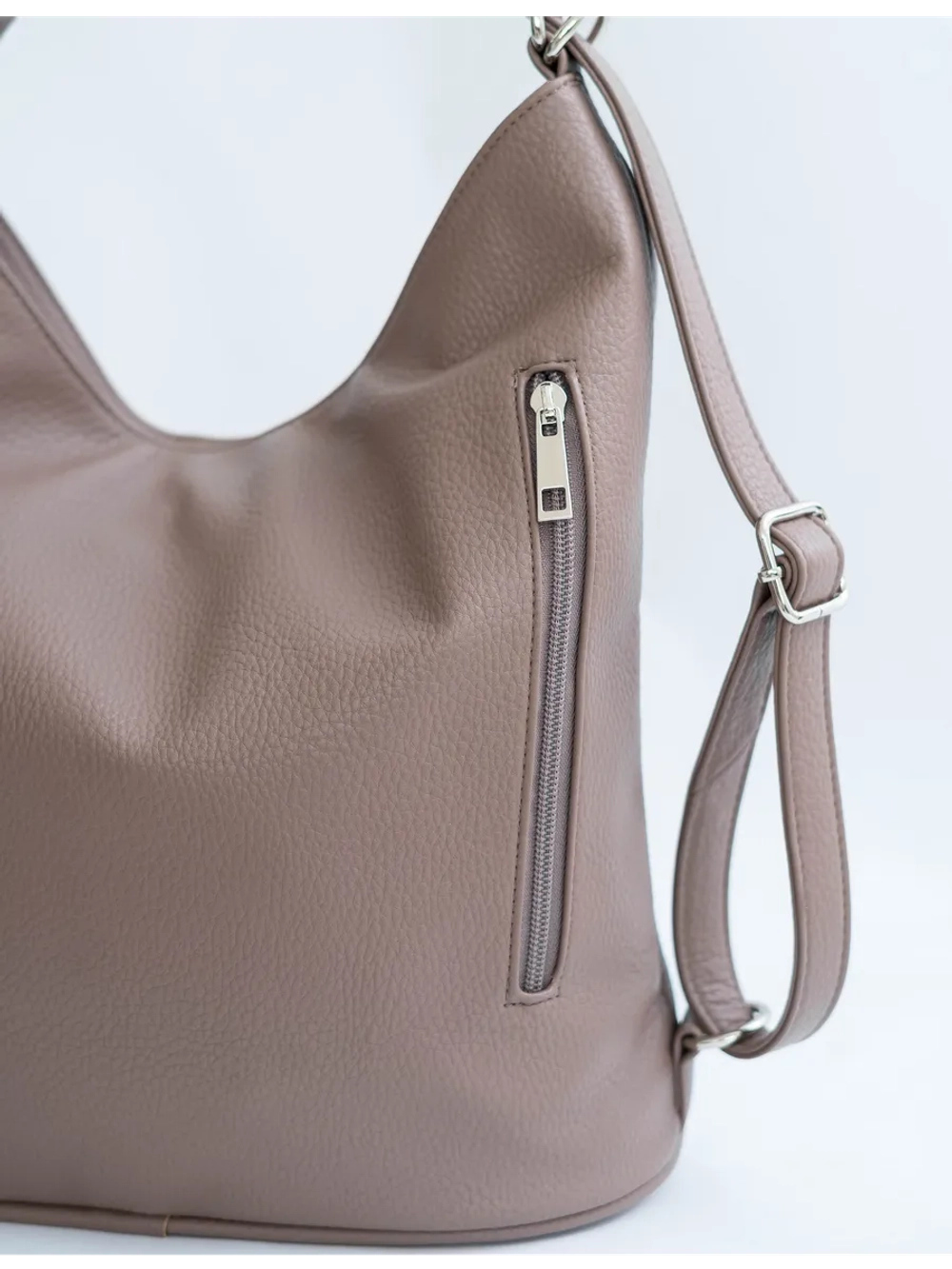 Сумка рюкзак большая через плечо трансформер