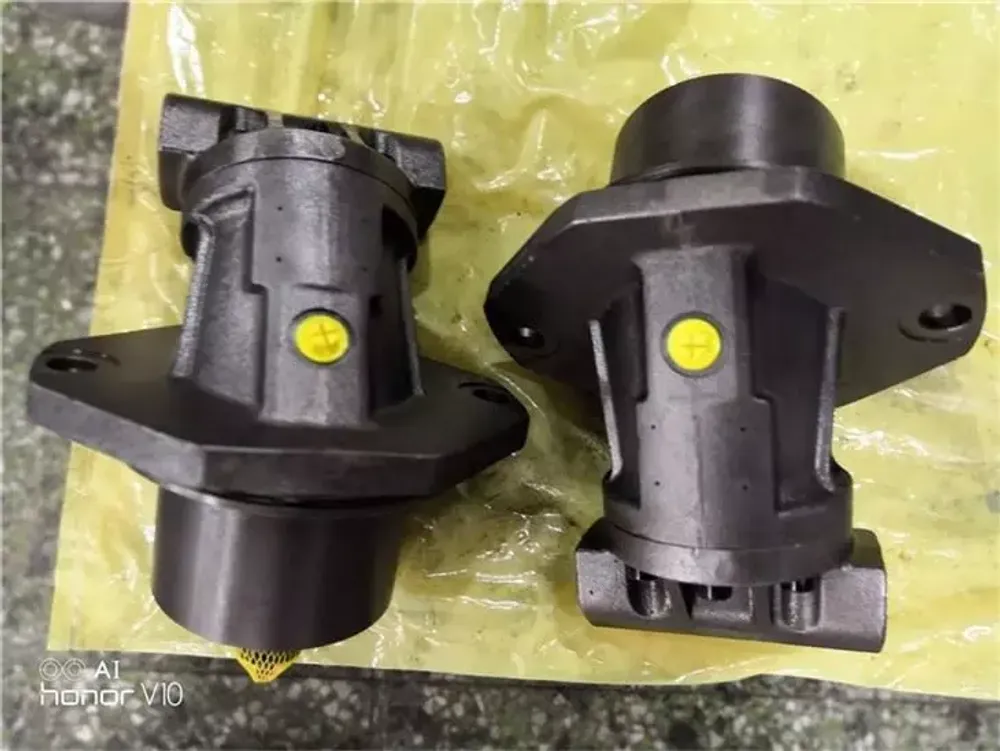 A2FE107/61W-VAL100 - Гидромотор аксиально-поршневой постоянной производительности с наклонным блоком, рабочий объем 107 см3, номинальное давление 400 бар