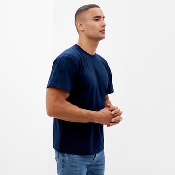 Классическая мужская футболка