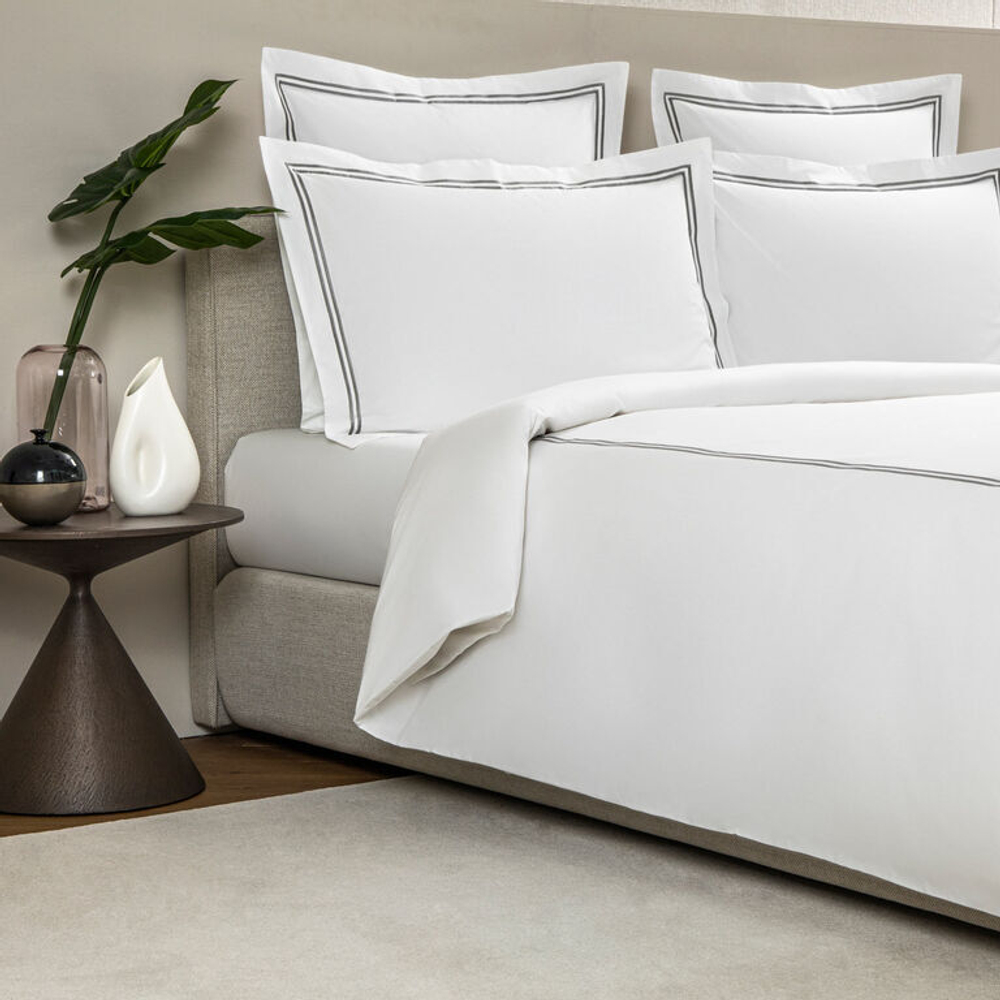 Комплект постельного белья Frette Hotel White/Ash Grey (240 x 220 см)