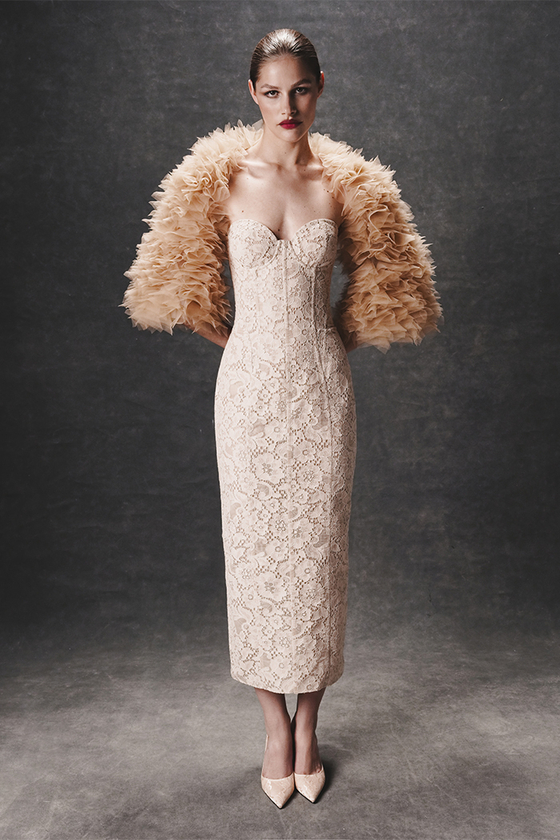 Платье миди корсетное из кружева