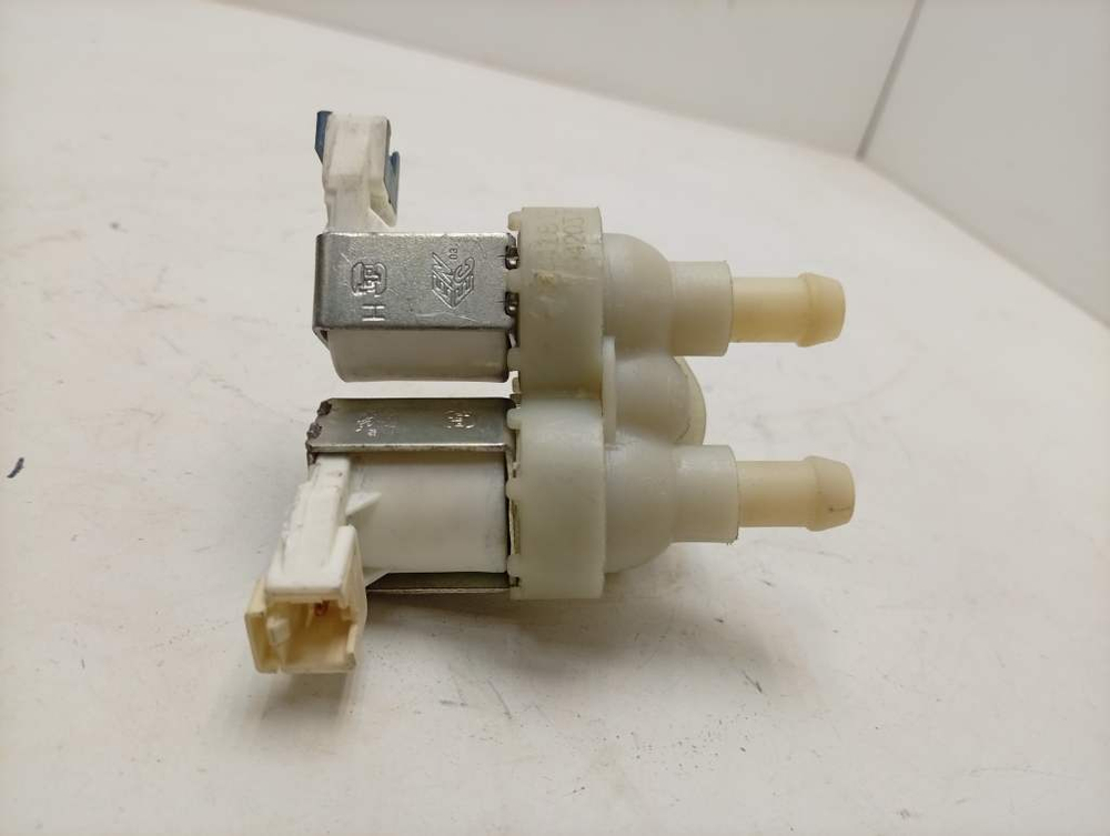 CS341062D2/2-07 кт32 Клапан подачи воды для стиральной машины Candy 41042037 б/у