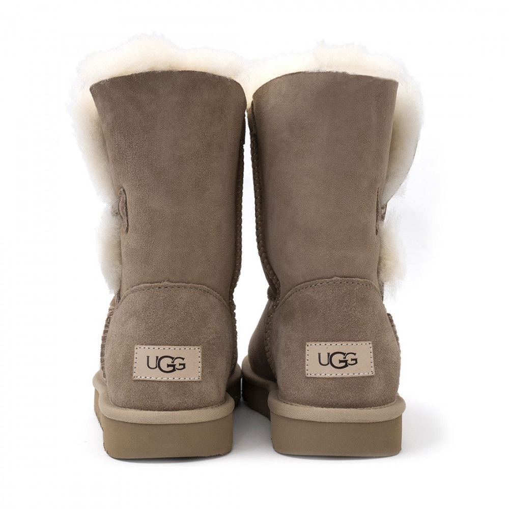 Ugg Bailey Button II Sand
