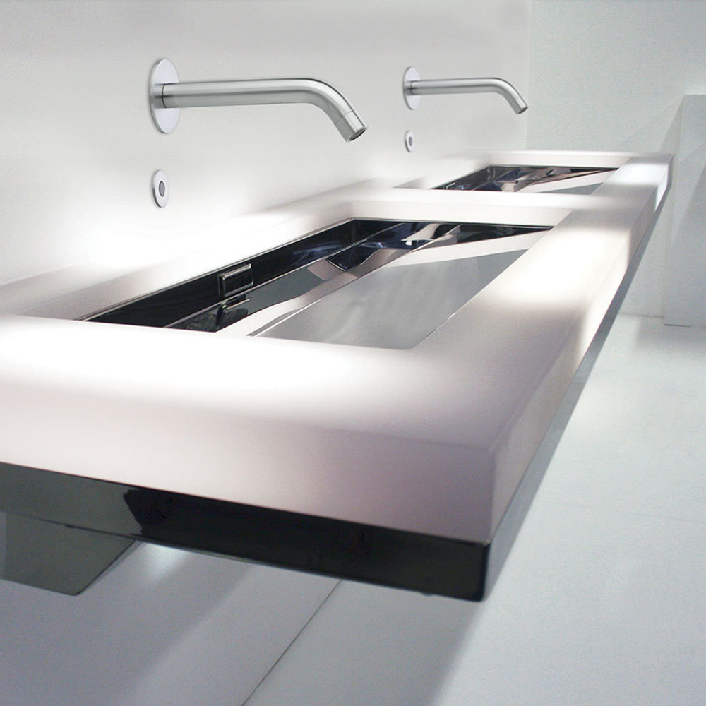 Сенсорный встраиваемый кран для раковины SOLTRONIC 8121B