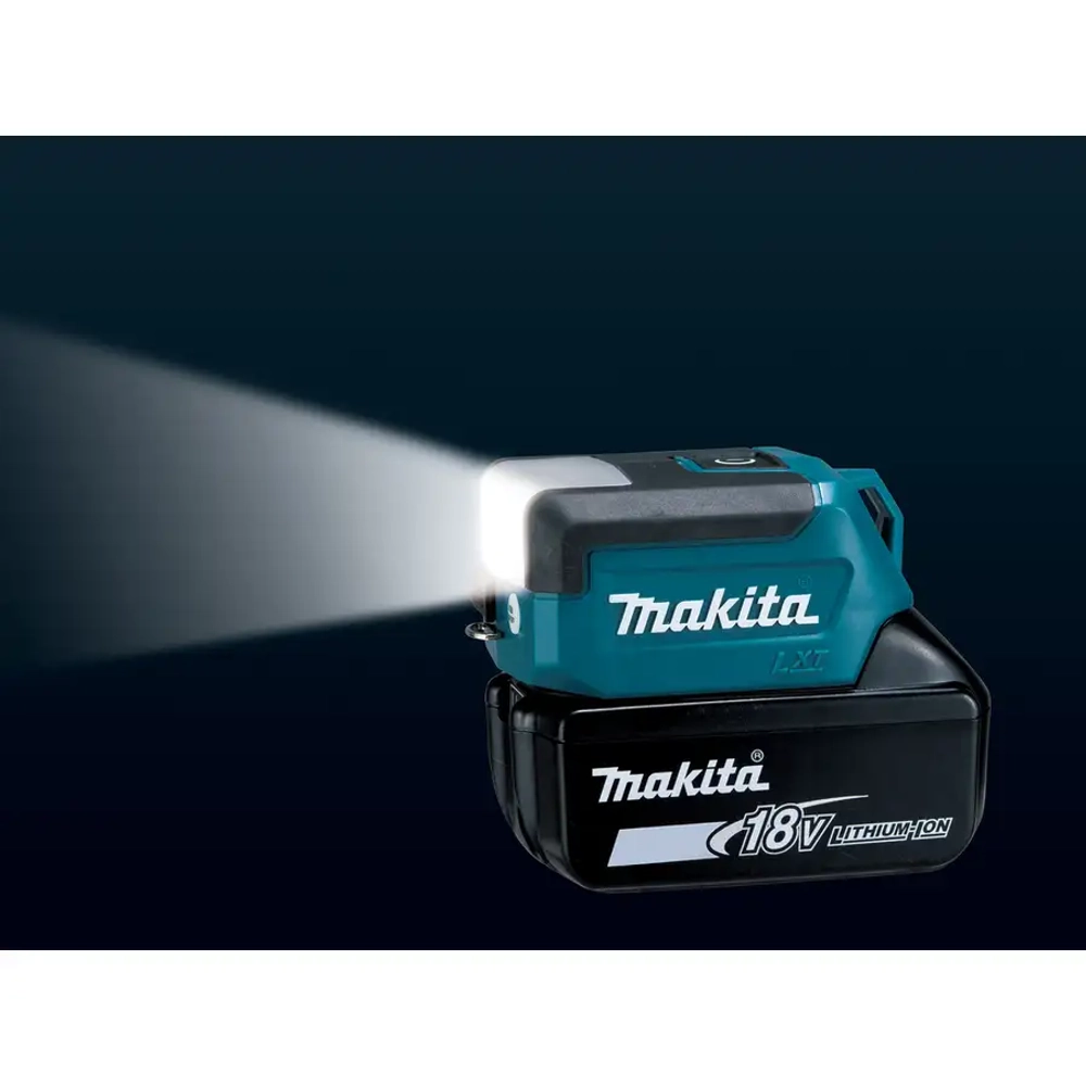 Аккумуляторный фонарь Makita DML817