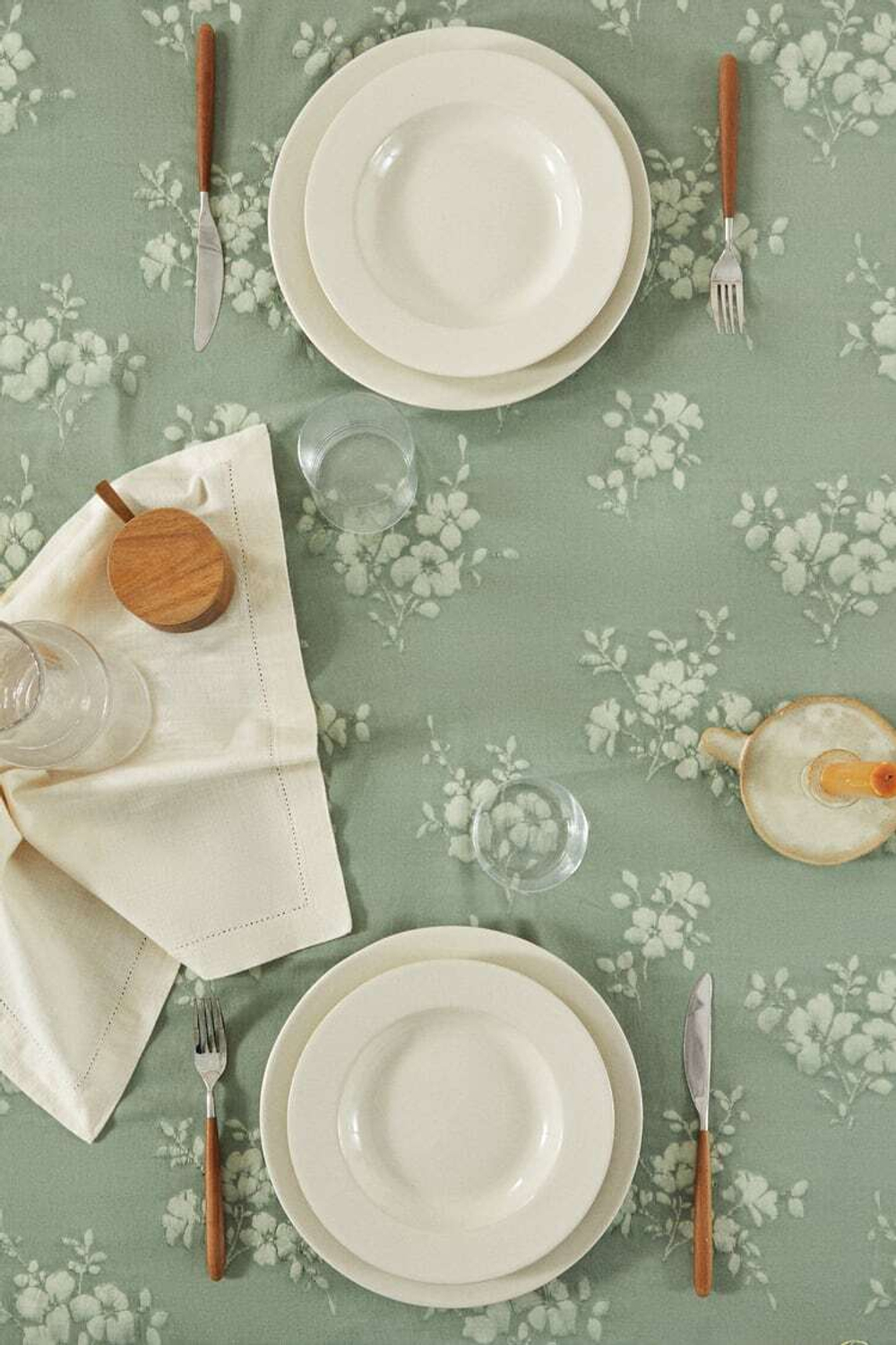 ZARA HOME ЦВЕТОЧНАЯ СКАТЕРТЬ, ЗЕЛЕНЫЙ/СИНИЙ