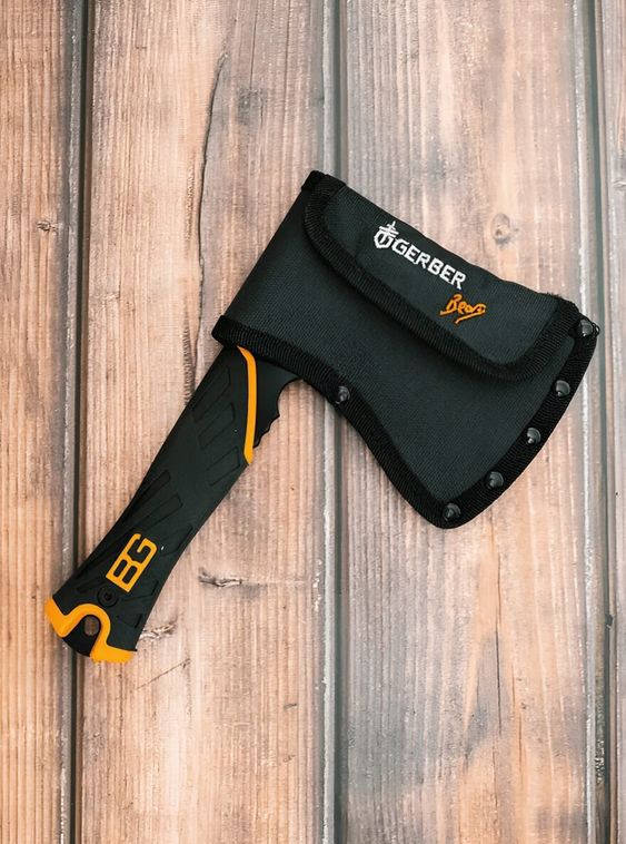 Туристический походный топорик колун от Gerber черный
