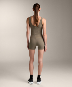 Oysho Шорты Comfortlux с высокой посадкой и длиной 10 см, темно-серый