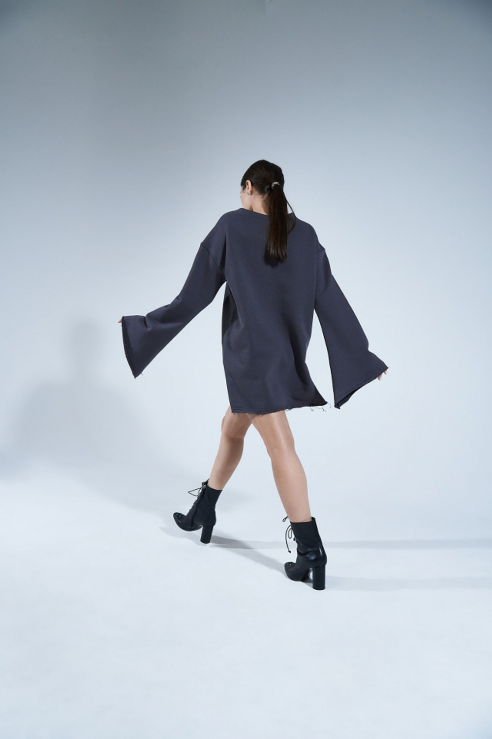 ЛОНГСЛИВ CRYPTIC GRAPHITE