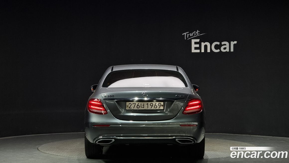 Mercedes-Benz E-Class W213 E300 4MATIC Exclusive (06.2020)