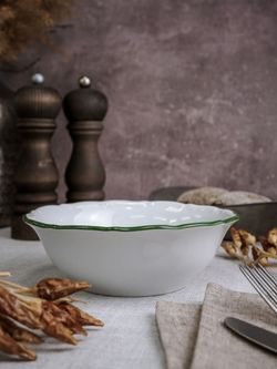 Салатник 15 см, кант зелёный