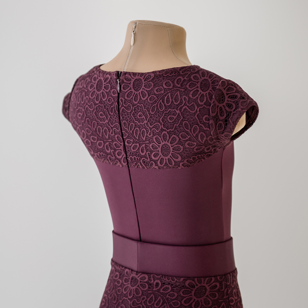 платье с гипюром