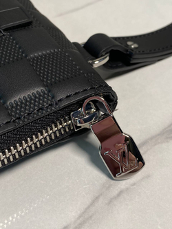 Клатч Louis Vuitton