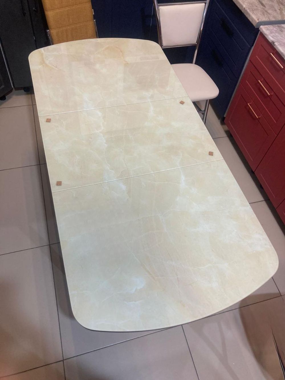 Стол разд Стеклянный подстолье прямое хром Царг.пояс венге Ст-ца мрамор бежевый (венге)