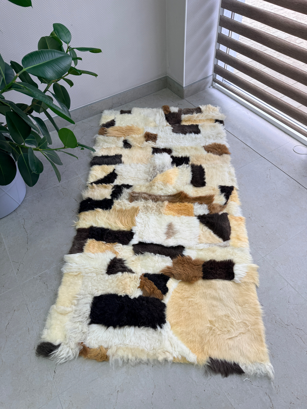 Меховой коврик накидка на кресло из овчины