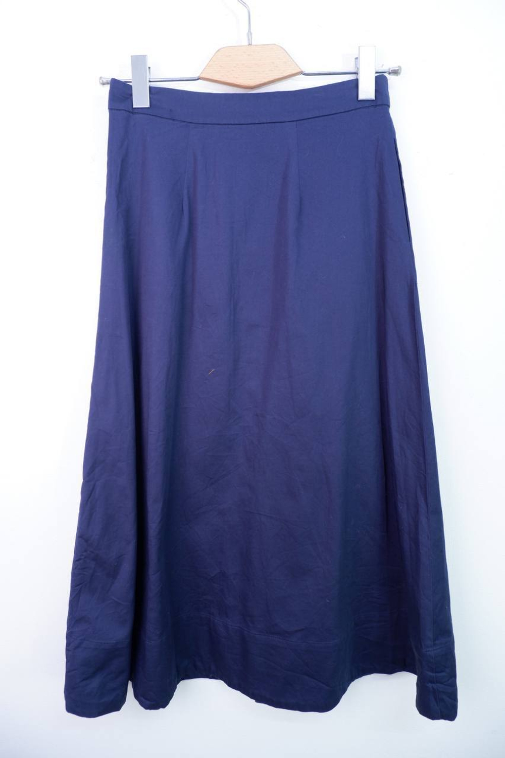 Юбка Oodji расклешенная, визуально на 40 размер