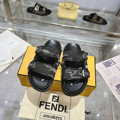 Fendi Feel Slides
