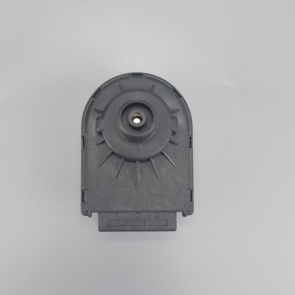 Сервопривод 220-240V черный для котлов BAXI, ARISTON, PROTHERM арт. 61302483, 5694580