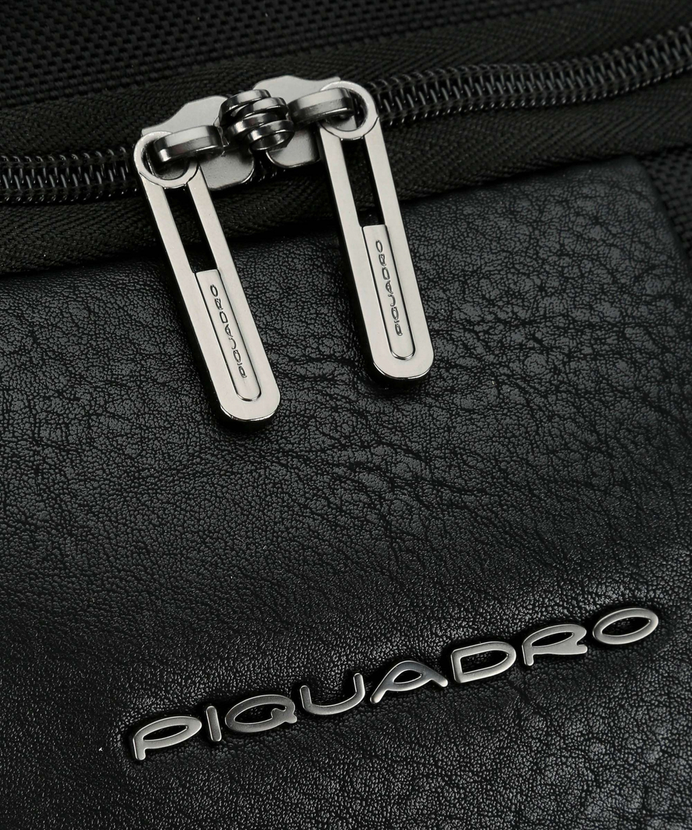 Чемодан ручная кладь Piquadro Brief/Black