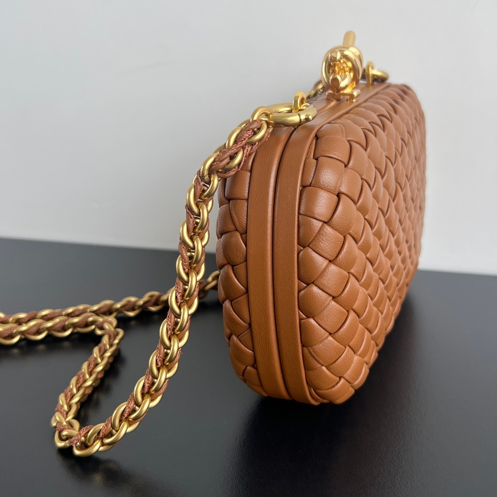 Bottega Veneta Knot