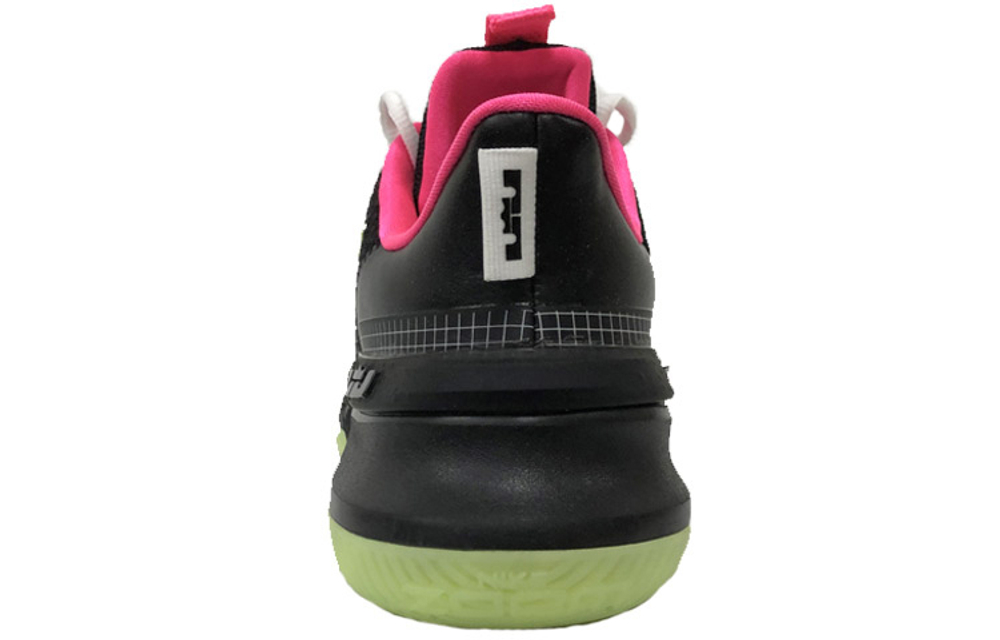 Кроссовки Nike Ambassador 13