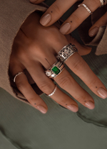 Кольцо «Мозаик» раф прямоугольный с зеленым турмалином и ромбом белый циркон  c чернением