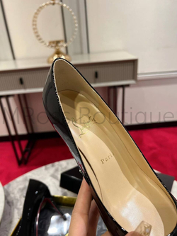 Черные туфли лодочки Louboutin на каблуке