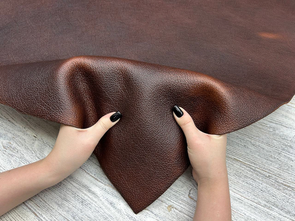 Ременная кожа Grain Dark Cognac (2,8+ мм), цв. Коричневый