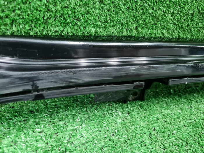 Накладка порога правая BMW I7 G70 (2022-н.в.)