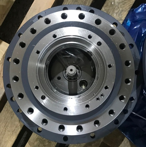 Редуктор хода без мотора Komatsu PC130-6