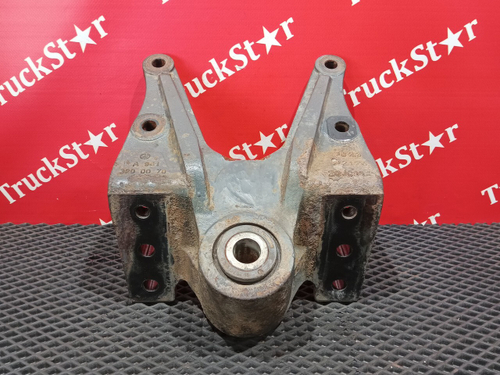 Кронштейн передней рессоры