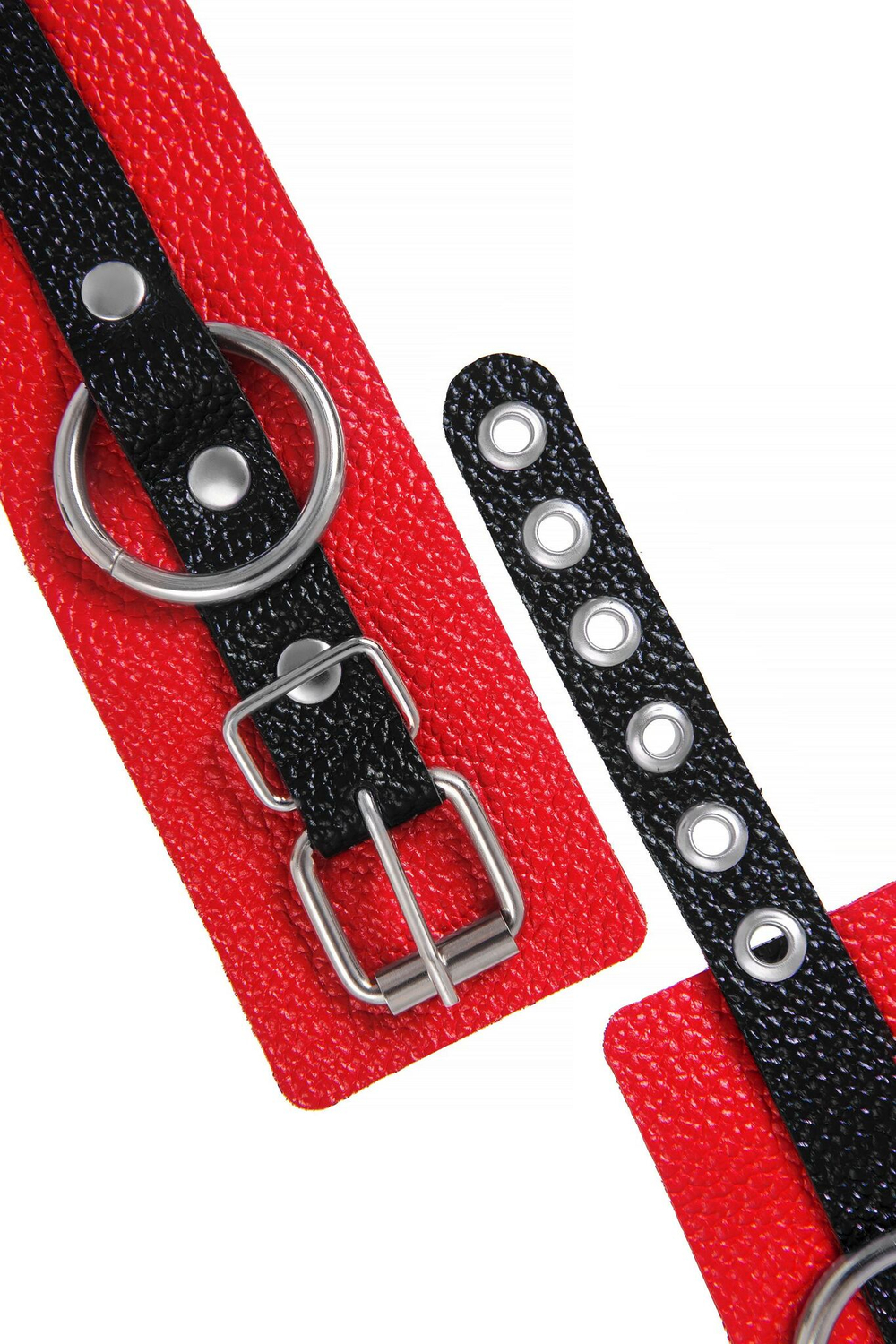 Наручники Pecado 2198 – красно-черные, мягкая кожа, цепочка